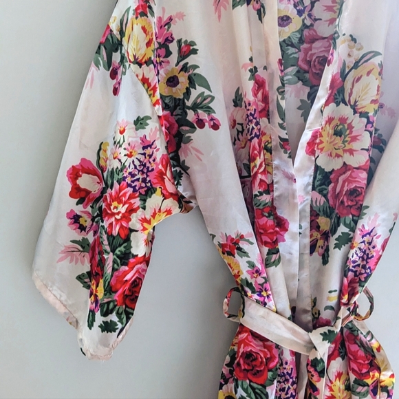 Satin Floral Pink Robe with Tie, OS, Small Medium Large, - Picture 6 of 9
